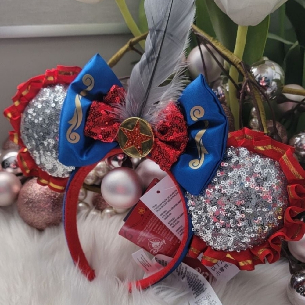 Minnie Mouse The Main Attraction Dumbo the Flying Elephant Ears Headband NEW
